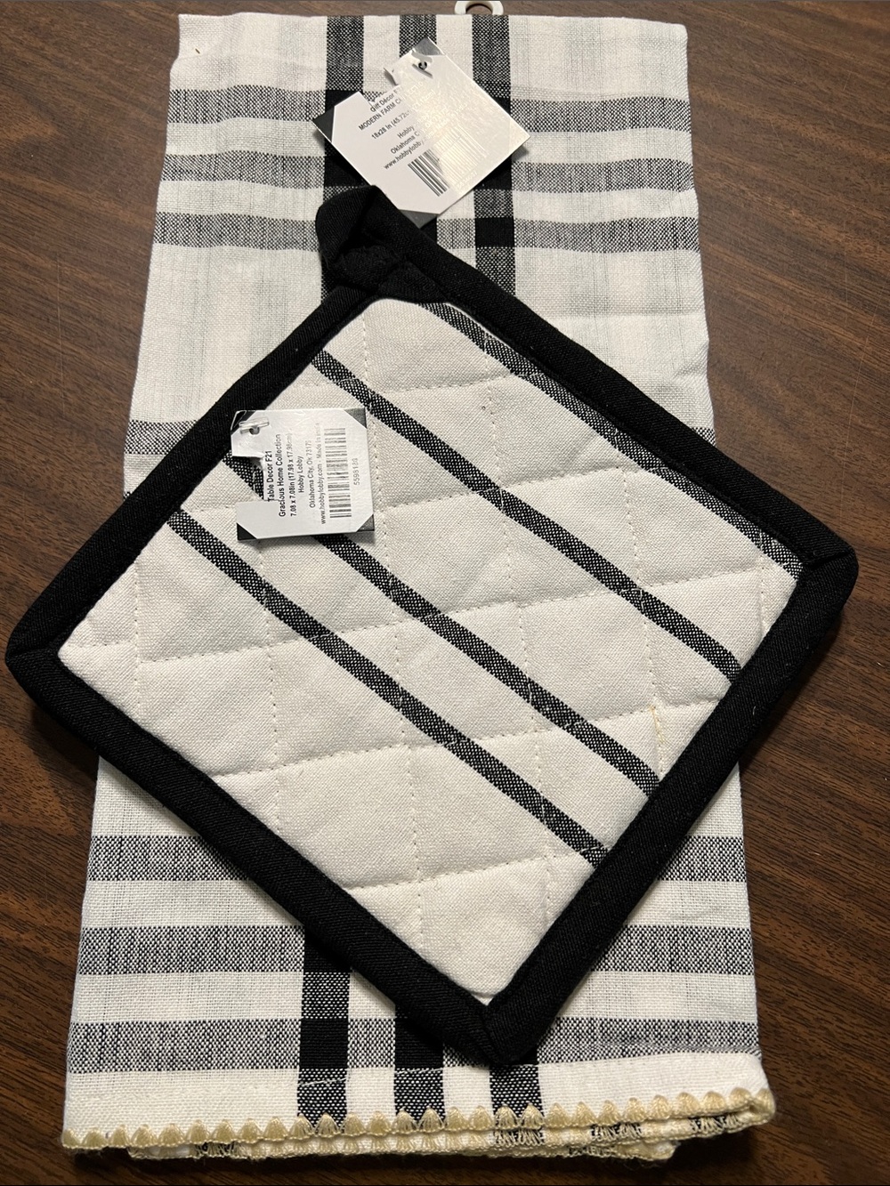 Hobby Lobby Black and White Striped Pot Holder and Towel Set